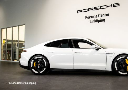 Porsche Taycan, 2020