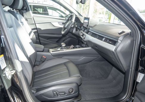 Audi A4, 2022 3