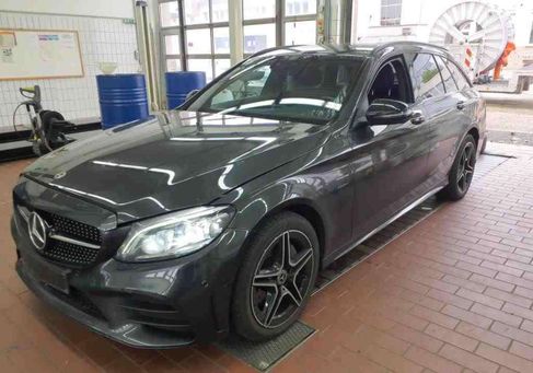 Mercedes-Benz C 300, 2021