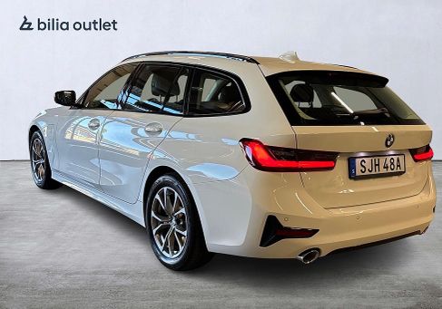 BMW 330, 2021