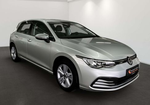 Volkswagen Golf, 2023