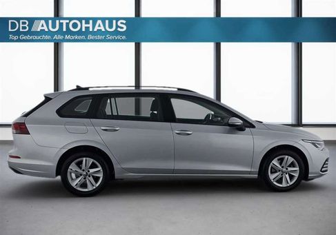 Volkswagen Golf, 2023 3