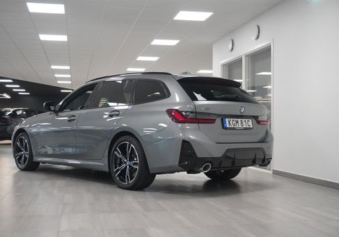 BMW 330, 2024 3