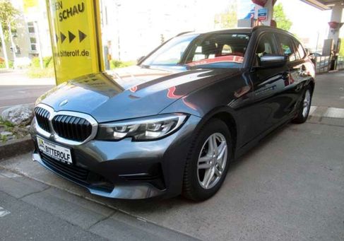 BMW 320, 2022