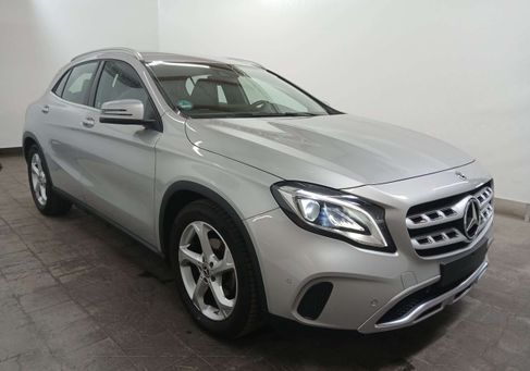 Mercedes-Benz GLA 180, 2017