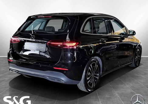 Mercedes-Benz B 200, 2024