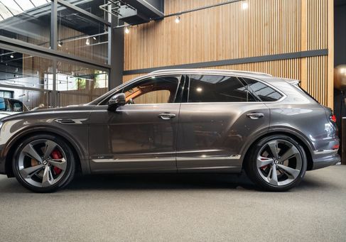 Bentley Bentayga, 2022