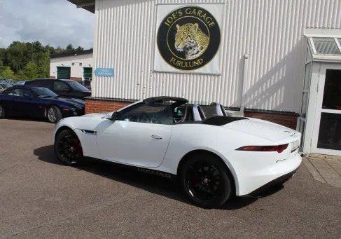 Jaguar F-Type, 2020