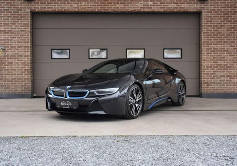 BMW i8, 2018