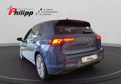 Volkswagen Golf, 2024 3