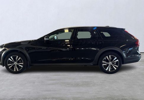 Volvo V90 Cross Country, 2021