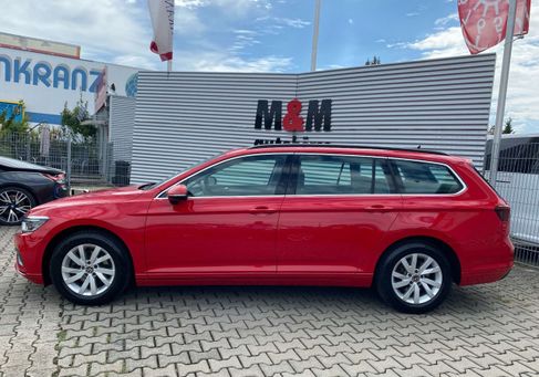 Volkswagen Passat Variant, 2023 3