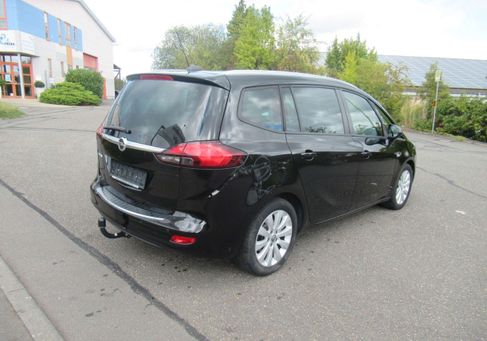 Opel Zafira Tourer, 2018
