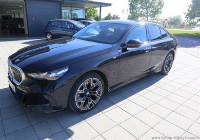 BMW 530, 2024