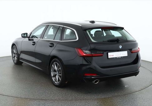 BMW 318, 2023 3