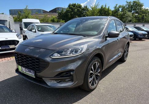 Ford Kuga, 2022