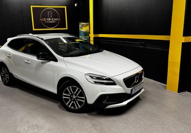 Volvo V40 Cross Country, 2019