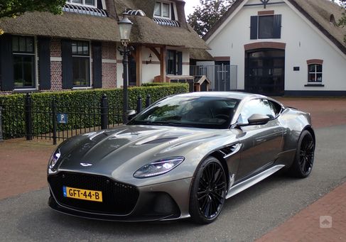 Aston Martin DBS, 2020