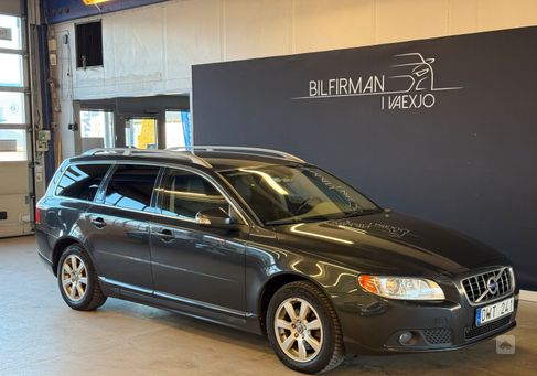 Volvo V70, 2011