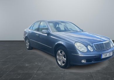 Mercedes-Benz E 240, 2003