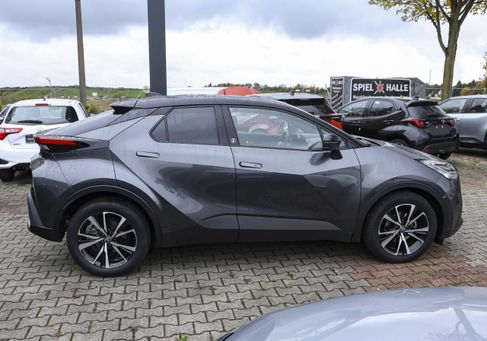 Toyota C-HR, 2024