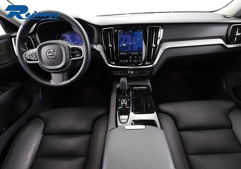 Volvo V60, 2024