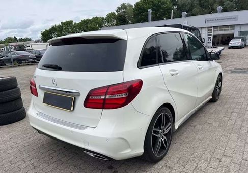 Mercedes-Benz B 180, 2017