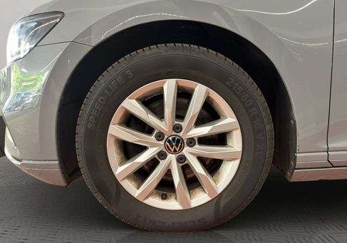 Volkswagen Passat, 2023