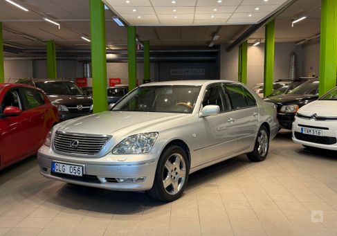 Lexus LS, 2004