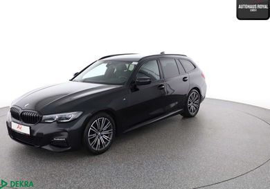 BMW 330, 2022