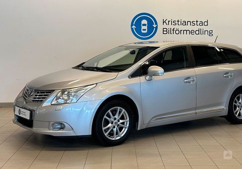 Toyota Avensis, 2010