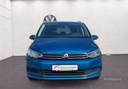 Volkswagen Touran, 2023 3