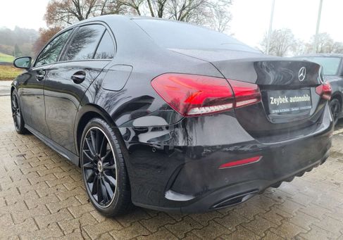 Mercedes-Benz A 200, 2022