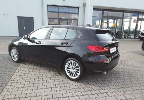 BMW 118, 2020