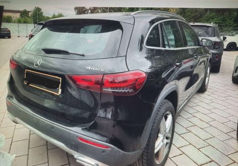 Mercedes-Benz GLA 220, 2021