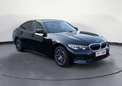 BMW 318, 2020
