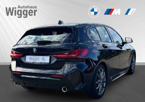 BMW 120, 2021