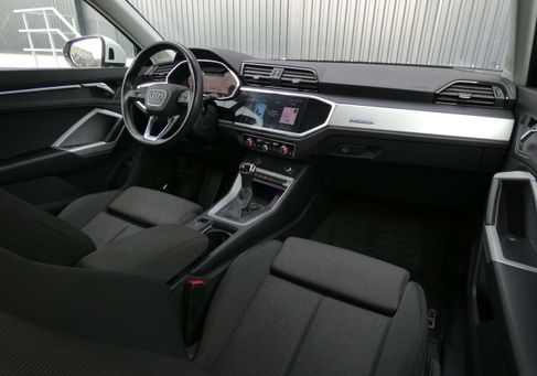 Audi Q3, 2022