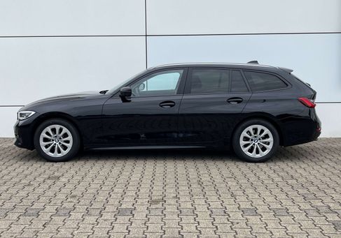 BMW 318, 2023