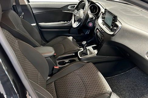Kia Cee'd Sportswagon, 2021