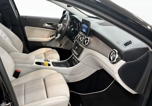 Mercedes-Benz GLA 200, 2018