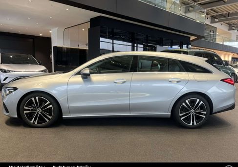 Mercedes-Benz CLA 180, 2024