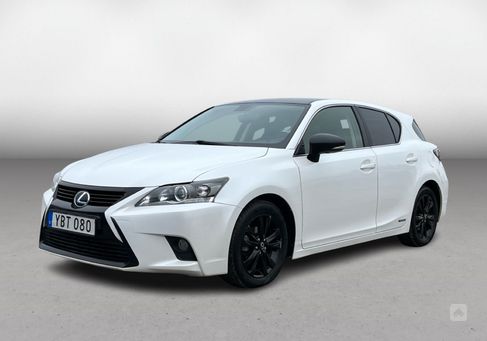 Lexus CT, 2016