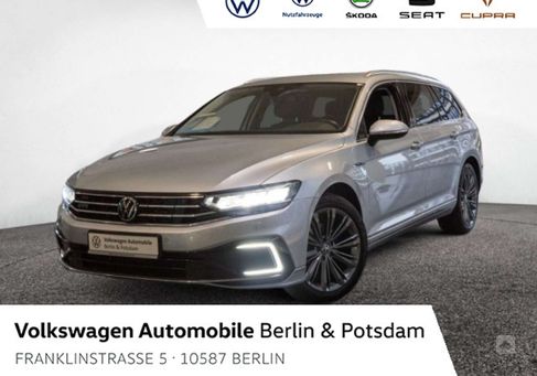 Volkswagen Passat Variant, 2022