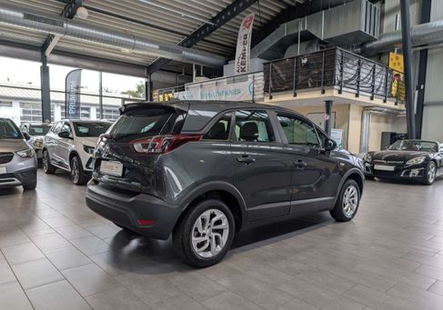 Opel Crossland X, 2018 3