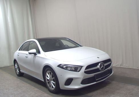 Mercedes-Benz A 180, 2022