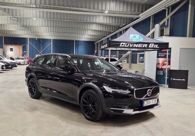 Volvo V90 Cross Country, 2022