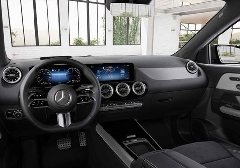 Mercedes-Benz GLA 250, 2025