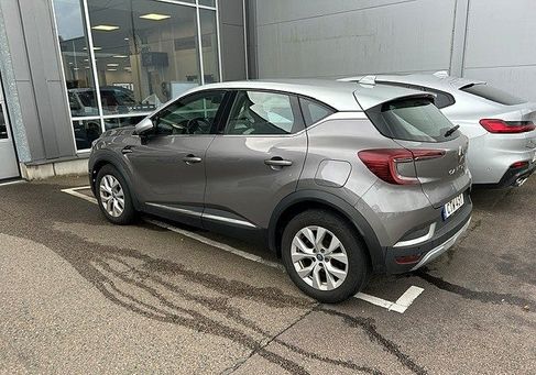 Renault Captur, 2021 3