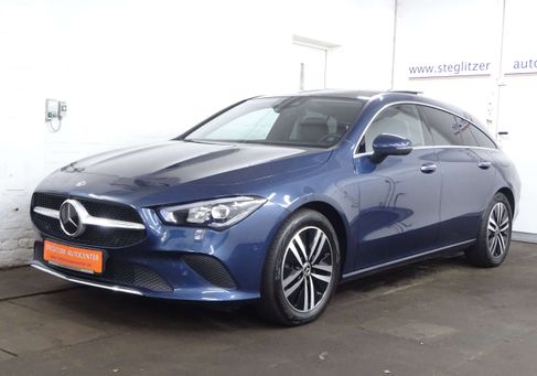 Mercedes-Benz CLA 220, 2022